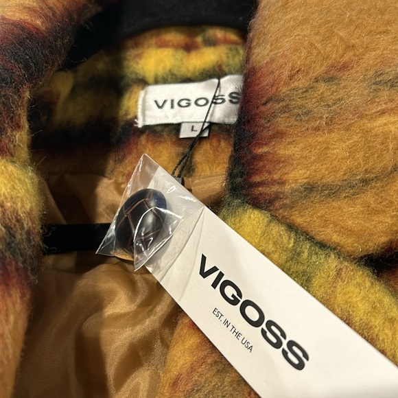 Vigoss Tan Brown Yellow Heavy Peacoat Size Large New with Pockets - Picture 6 of 7